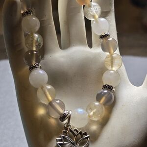 GOLDEN HAND OF FORTUNE